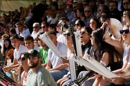 Imágenes del derbi de rugby entre el CR El Salvador y el VRAC que abre la temporada 2023-2024. / PHOTOGENIC