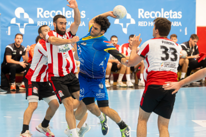 Recoletas Atlético Valladolid-Puerto Sagunto. Segunda jornada Liga Asobal. / PHOTOGENIC
