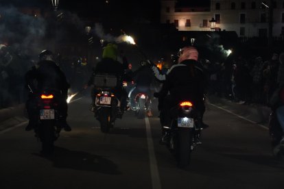 Desfile de antorchas de Motauros. E.M.