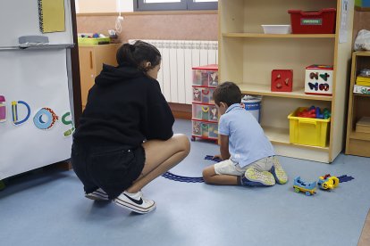 Inicio del curso en Cogeces de Íscar (Valladolid), que ha recuperado su escuela gracias a la inscripción de cuatro alumnos. PHOTOGENIC