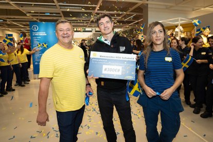 Reapertura de IKEA en Valladolid.- E.M.