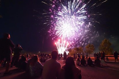 Fuegos artificiales de las Fiestas de Valadolid. Lunes, día 5. PHOTOGENIC