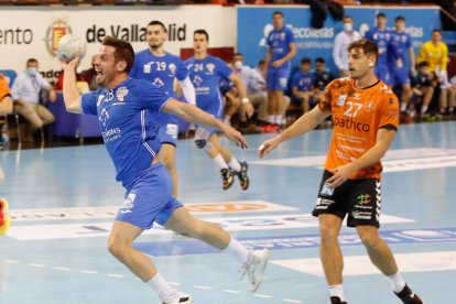 Recoletas Atlético Valladolid - Torrelavega. / LOSTAU