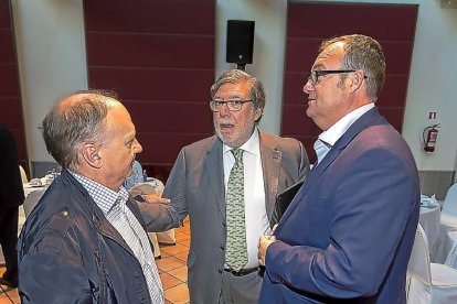 Agustín Temprano (UGT) y Santiago Aparicio (Cecale).