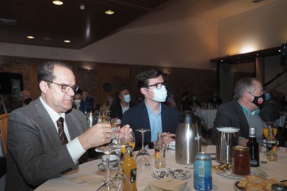 Asistentes a los Desayunos de la APDV en la Real Sociedad Hípica. / M. G. E.