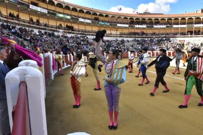 Imágenes de la novillada con motivo de la feria de San Pedro Regalado. JOSÉ SALVADOR