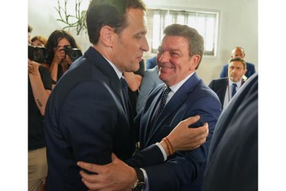 Diputación Pleno de Constitución, Presidente Conrado Iscar.- J.M. LOSTAU