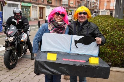Quinta edición del desfile motero de carnaval en las carreteras de Valladolid. -ICAL