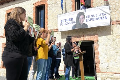 Vigésima concentración en recuerdo de Esther López en Traspinedo. J. M. LOSTAU
