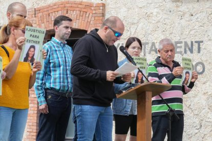 Vigésima concentración en recuerdo de Esther López en Traspinedo. J. M. LOSTAU