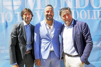 Héctor Montes ( Silken Juan de Autria), Miguel Lijó (Vincci Frontaura) y José Antonio Basterra (director Novotel).