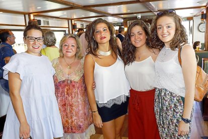 Natalia Hoyos, Pilar Payán, Patricia Hoyos (Hermanos Hoyos), Batriz y Sara Gil.