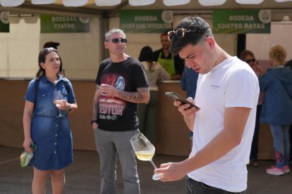 Feria del Vino en la Fiesta del Verdejo de La Seca.- J.M. LOSTAU