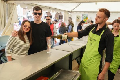 Feria del Vino en la Fiesta del Verdejo de La Seca.- J.M. LOSTAU
