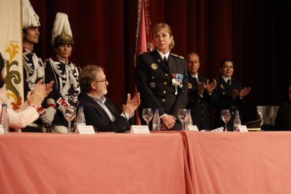 La intendente jefa Julia González en la celebración del Día de la Policía Municipal. -PHOTOGENIC