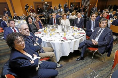 Rafaela Romero, Jesús Presencio, José San José, Mercedes Cantalapiedra, Mª Teresa Martínez (Ayto Valladolid), José Manuel Fernández y Paloma Vallejo (Cortes CyL), José Juan Alonso (Ilunion), Guzmán Gómez y Agapito Hernández (Dip utación Valladolid).