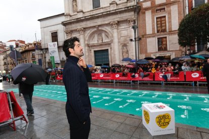 El director de '100 días con la Tata', Miguel Ángel Muñoz. @SEMINCI