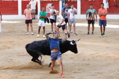 Encierro fiestas del municipio vallisoletano de Íscar. -J.M.LOSTAU