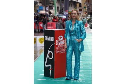 La actriz Marta Hazas en la alfombra verde. ICAL
