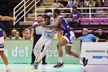 Imágenes del encuentro correspondiente a la Copa CyL que enfrentó al Real Valladolid Baloncesto y a San Pablo Burgos. / PHOTOGENIC