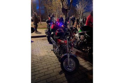 Fotos de la Cabalgata Motera de Valladolid 2022. - VA EN MOTO
