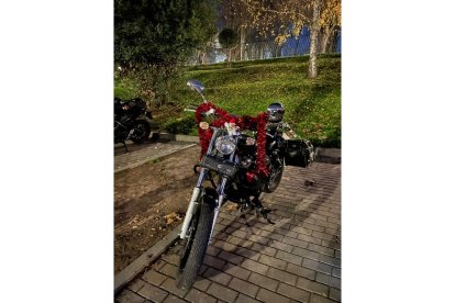 Fotos de la Cabalgata Motera de Valladolid 2022. - VA EN MOTO