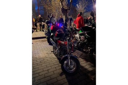 Fotos de la Cabalgata Motera de Valladolid 2022. - VA EN MOTO