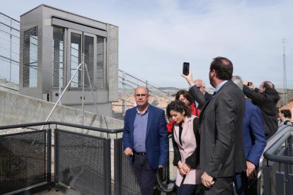 Inauguración del elevador de Parquesol. J.M. LOSTAU