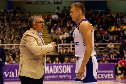 UEMC RV Baloncesto - Estudiantes. PHOTOGENIC