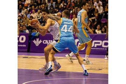 UEMC RV Baloncesto - Estudiantes. PHOTOGENIC