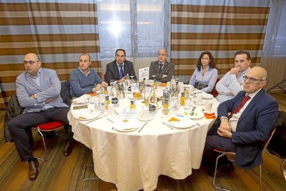Javier Requejo (Ideas Frescas), Óscar Salas (Disegna Estudio Gráfico), Rubén Bermúdez (Disegna Estudio Gráfico), Ricardo Zan (Tecnicalor), Sara Gil (El Mundo), Oliver del Arco (Aspama), Antonio Sastre (Abogados Mediadores).