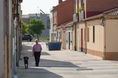 Calle de Villardefrades en el barrio de Las Villas en la actualidad. J.M. LOSTAU