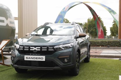 Presentación de la nueva imagen de Dacia en las instalaciones de Dacia Arroyo. -PHOTOGENIC