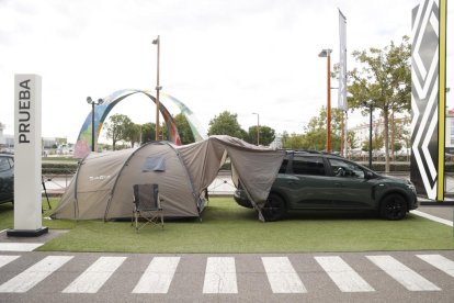 Presentación de la nueva imagen de Dacia en las instalaciones de Dacia Arroyo. -PHOTOGENIC
