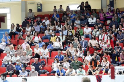 Recoletas Atlético Valladolid - Balonmano Nava. / PHOTOGENIC