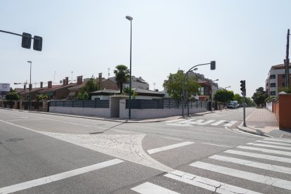 Calle de Villavaquerín con el Camino Viejo de Simancas en el barrio de Las Villas. J.M. LOSTAU