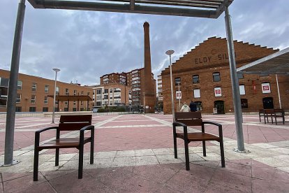 Plaza de la Danza. J.M. LOSTAU