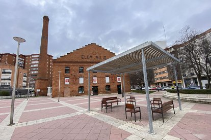 Plaza de la Danza. J.M. LOSTAU