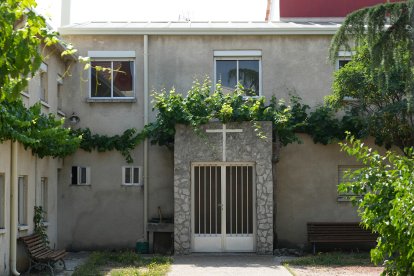Vivienda del cura en la calle Villacarralón en el barrio de Las Villas.  J.M. LOSTAU