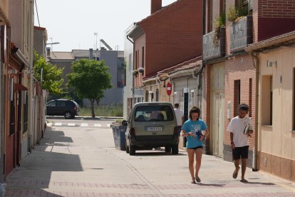 Calle Villardefrades en el barrio de Las Villas. J.M. LOSTAU
