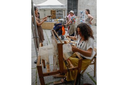 Apertura del Mercado Castellano de Valladolid. / J. M. LOSTAU