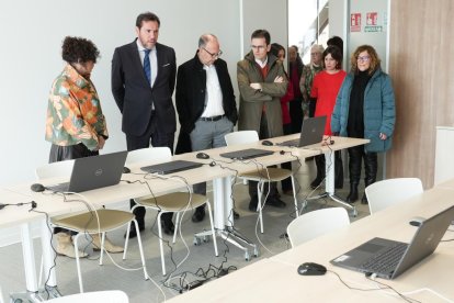 Inauguaración del centro de mayores en Parquesol.- J.M.LOSTAU