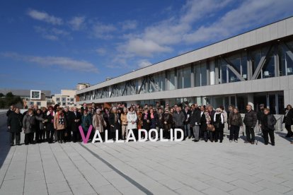 Inauguaración del centro de mayores en Parquesol.- J.M.LOSTAU