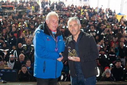 Chicho Lorenzo recoge el Pingüino de Honor de la 41ª edición. -PHOTOGENIC