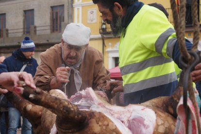 Fiesta del mondongo, matanza del cerdo en Matapozuelos. PHOTOGENIC