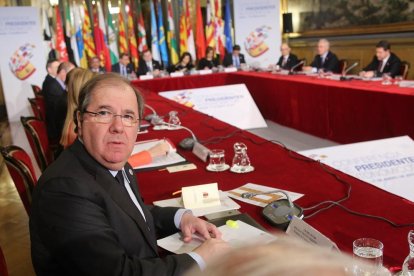 El presidente de la junta de Castilla y León , Juan Vicente Herrera, participa en la VI Conferencia de Presidentes.