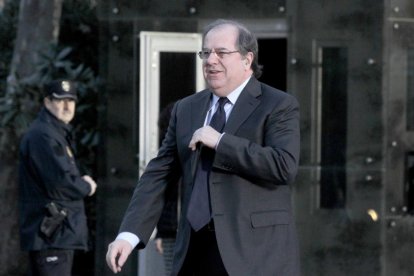 El presidente de la Junta de Castilla y León, Juan Vicente Herrera, participa en la VI Conferencia de Presidentes.