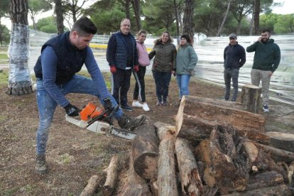 El Grupo de Mojados en la concentración Motauros en Tordesillas, Valladolid -J.M. LOSTAU