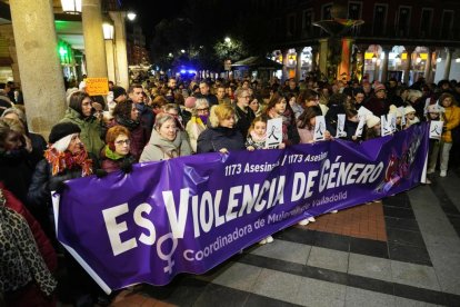 JUAN MIGUEL LOSTAU. 23/01//2023. VALLADOLID. COMUNIDAD DE CASTILLA Y LEÓN. PLAZA DE FUENTE DORADA . CONCENTRACIÓN CONTRA LA VIOLENCIA DE GÉNERO.