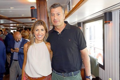 Beatriz González (La Caixa) y Moncho Potente (Joyería Potente).